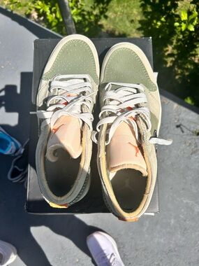 Nike Men’s Athletic Shoes Olive Green Cream with Orange Accents